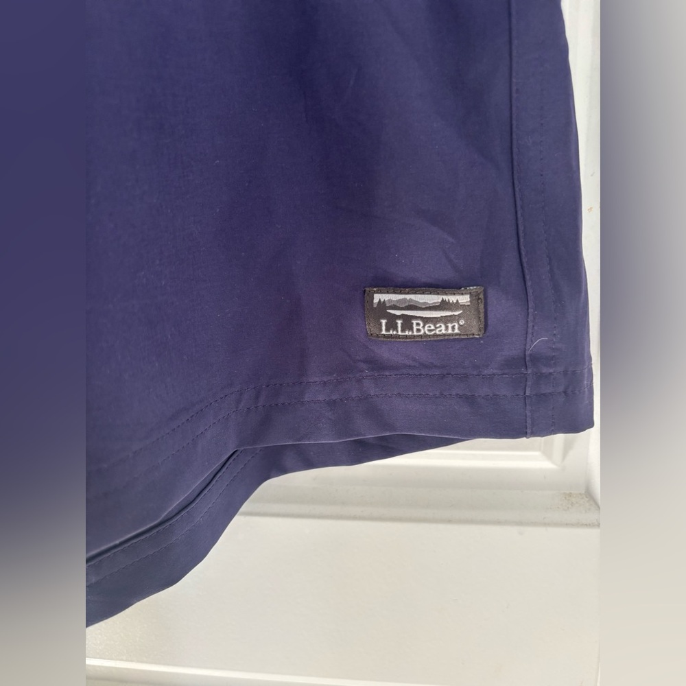 L.L.Bean Navy Blue Athletic Hiking Outdoor Shorts Quick Dry Size 4 Fits 6 - Picture 3 of 6